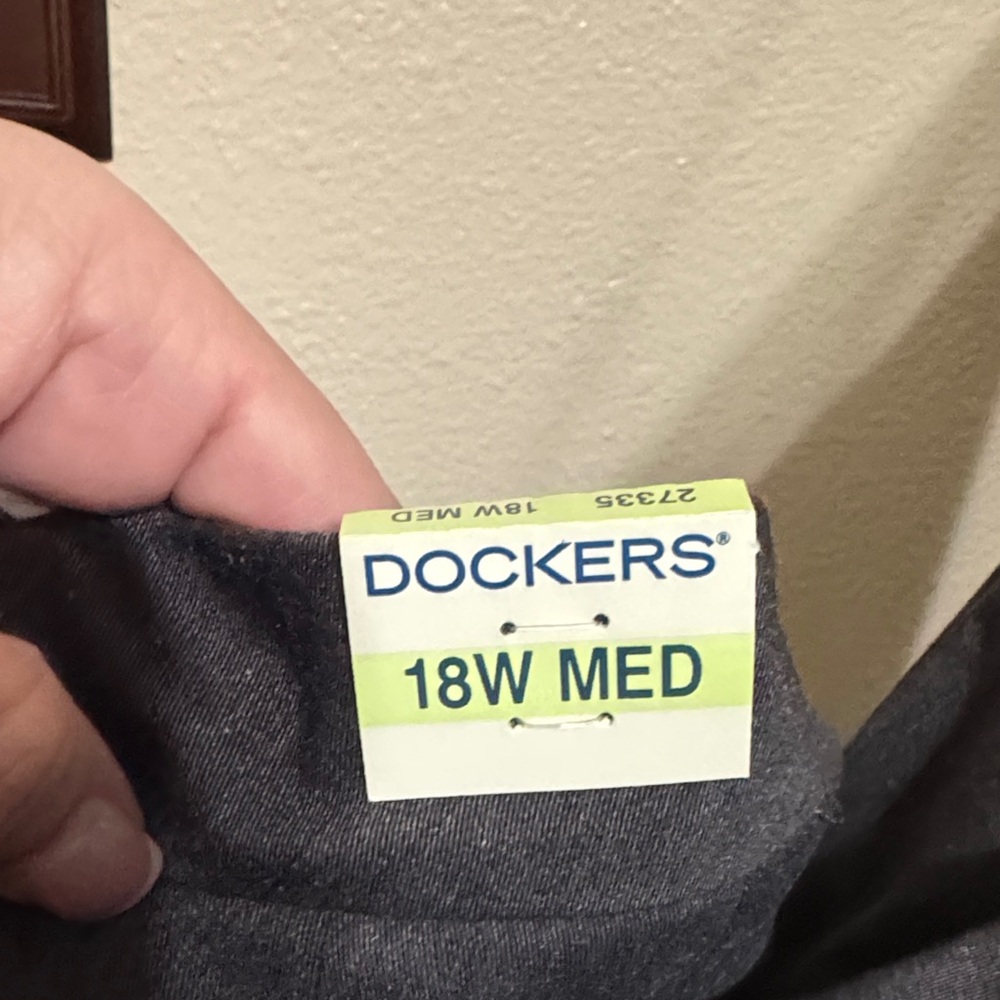 New Dockers Charcoal Trousers
